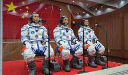 美国航天员爆料新闻视频,独家爆料震撼公开